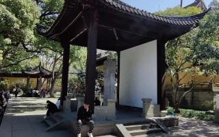 净慈寺在哪里？净慈寺和灵隐寺哪个好？(知乎）