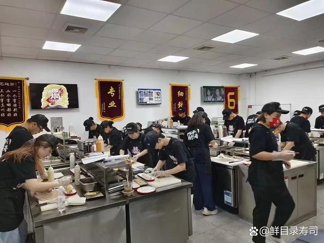 旋转寿司加盟多少钱,旋转寿司多少钱一盘?(今日头条已更新)-第5张图片-汕团网 旋转寿司加盟多少钱,旋转寿司多少钱一盘?(今日头条已更新)-第5张图片-汕团网