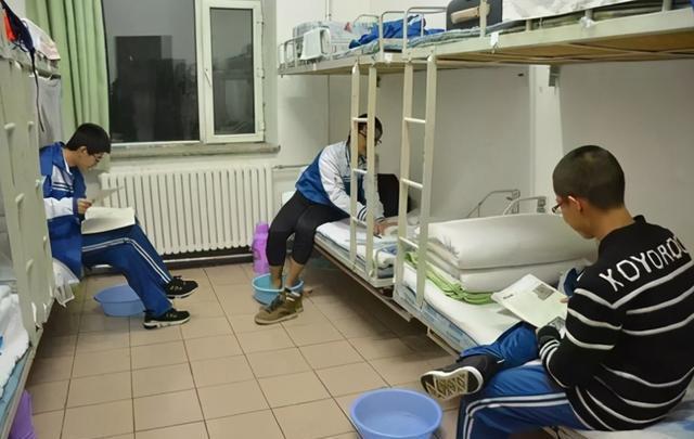 高中在校学生如何挣钱,高中在学校如何赚钱(2024头条知乎已更新)-第1张图片-汕团网 高中在校学生如何挣钱,高中在学校如何赚钱(2024头条知乎已更新)-第1张图片-汕团网