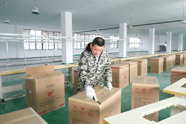 制衣厂工资一般多少,服装厂什么活最挣钱(2024头条知乎已更新)-第5张图片-汕团网 制衣厂工资一般多少,服装厂什么活最挣钱(2024头条知乎已更新)-第5张图片-汕团网